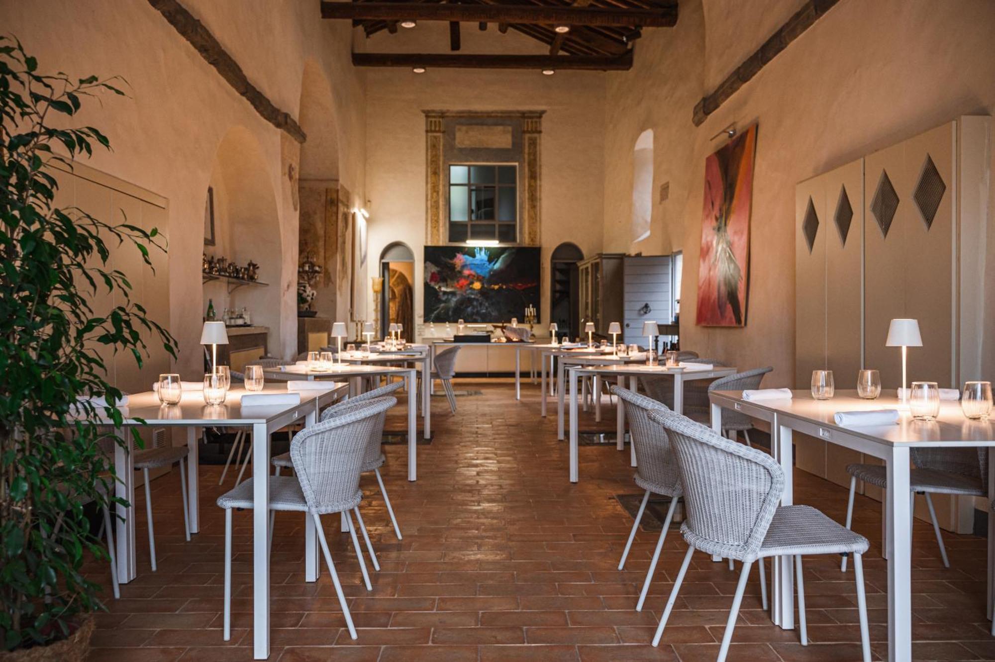Nikis Resort Gubbio Bagian luar foto