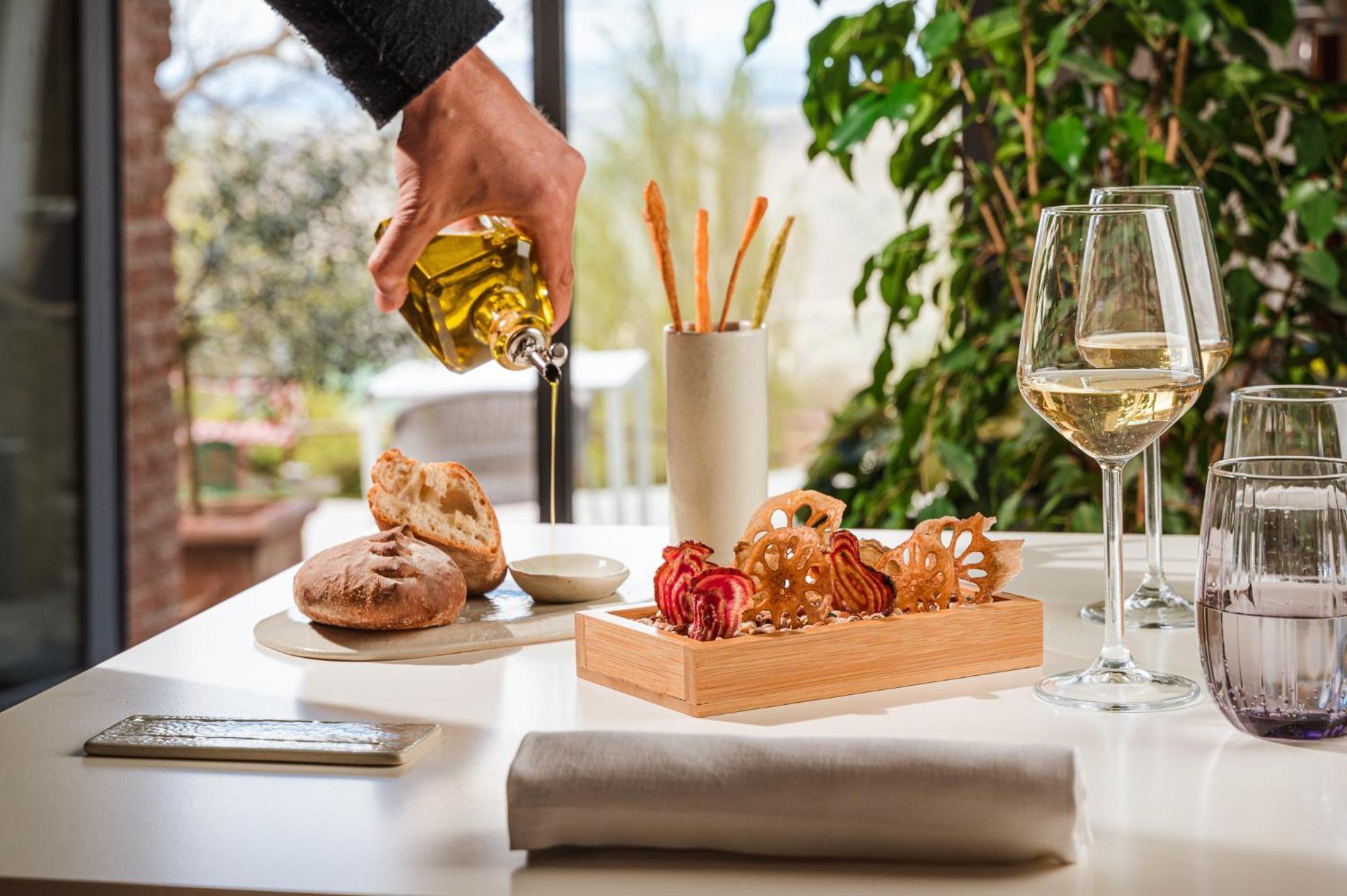 Nikis Resort Gubbio Bagian luar foto